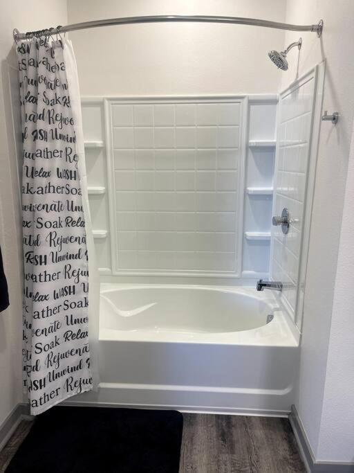 Luxury Apartment コロラドスプリングス エクステリア 写真